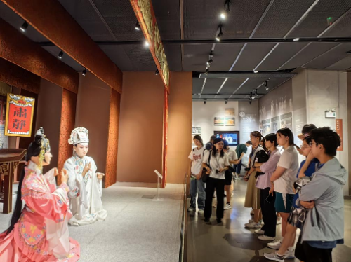 4南方報(bào)業(yè)傳媒集團(tuán)9月團(tuán)青動(dòng)態(tài)新聞稿（報(bào)團(tuán)工委）(副本)(副本 3).docx_2