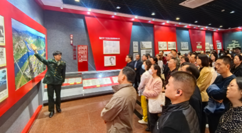 工會培訓(xùn)班新聞稿件.docx_2